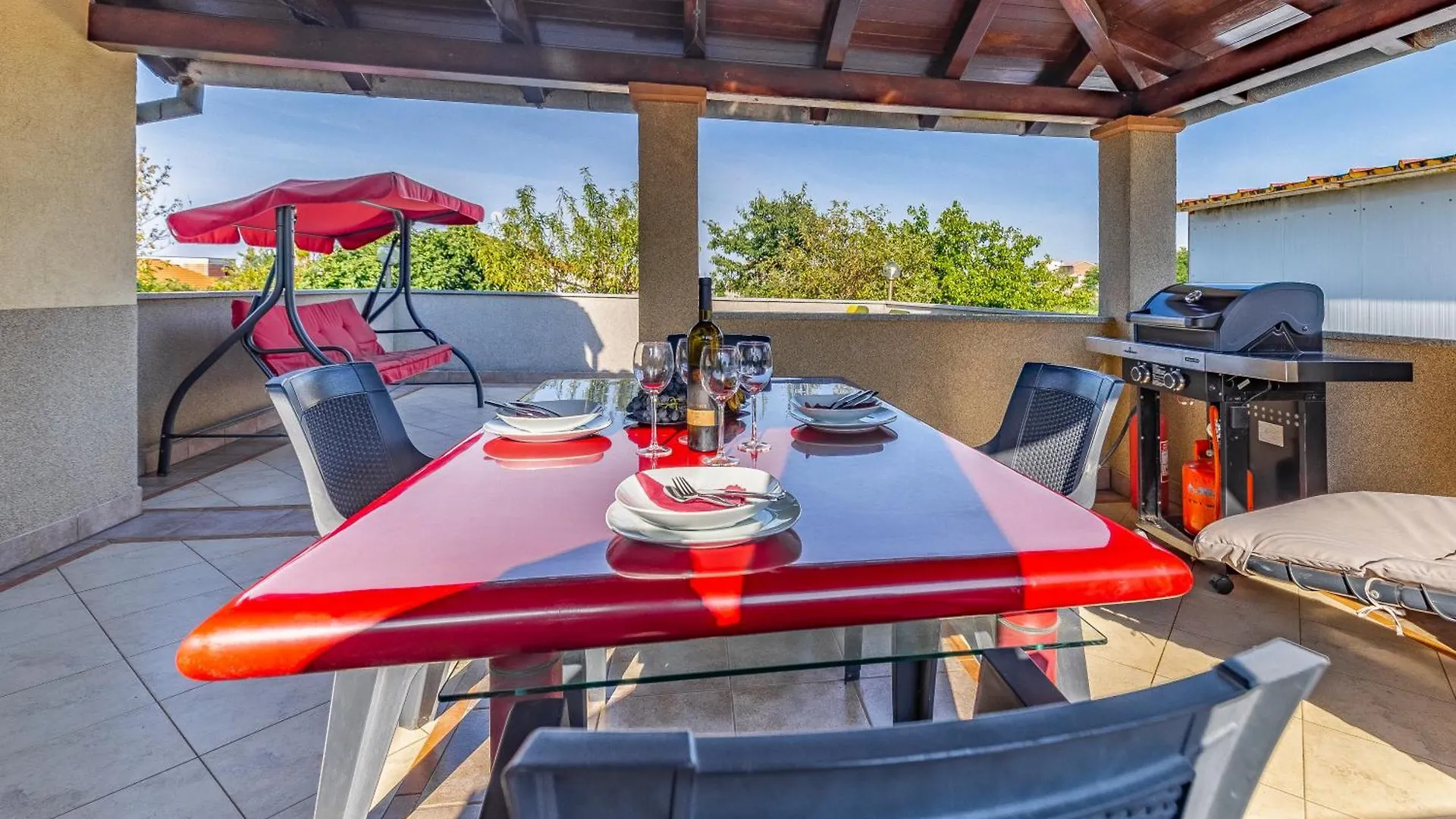 All Seasons Apartment Pula Hırvatistan